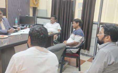 SDM  ने पालिका तखतगढ़ कर्मचारियों संग किया विकास कार्य  सफाई पर मंथन 