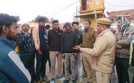 वाहन चालकों को यातायात नियमों का पालन करने की दिलाई शपथ