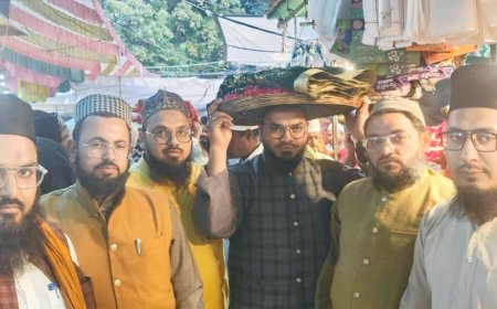 अंजुमन सदर ने ख्वाजा गरीब नवाज के उर्स के मौके पर शहरे मकराना की तरफ से पेश की चादर