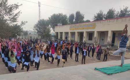 फिजिकल फीजियोलोजिकल एवं साइकोलोजिकल स्ट्रेस समाप्ति के लिए नियमित  योग करने की जरूरत-प्रधानाचार्या पुष्पा यादव