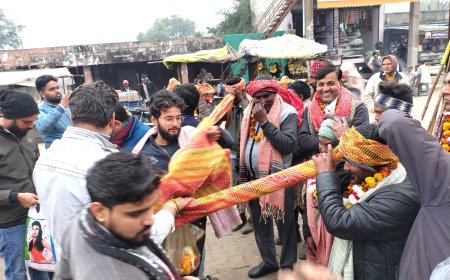 श्री राम की प्राण प्रतिष्ठा के दिवस पर वाल्मीकि कर्मचारियों का किया सम्मान