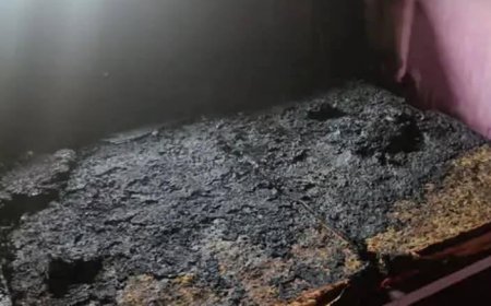 पारिवारिक कलह के चलते कमरे में लगा दी आग,पुलिस और नगर पालिका की दमकल टीम मौके पर पहुंची
