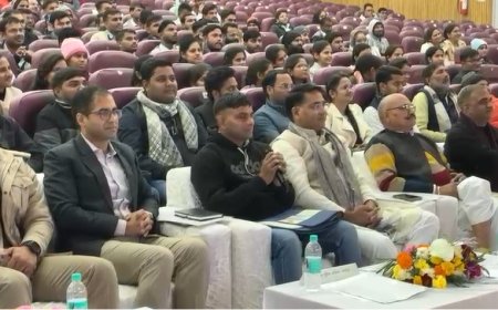 मुख्यमंत्री रोजगार उत्सव:  वर्चुअली माध्यम से जुड़े शोभित शर्मा से मुख्यमंत्री भजनलाल शर्मा ने किया सीधा संवाद