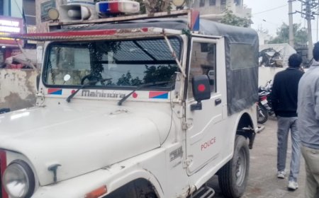 बंद कमरे में धुआं से दम घुटने से तीन व्यक्तियों की मौत