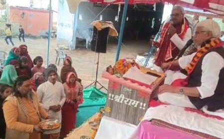 हीरवाना गौशाला में चल रही नानी बाई रो मायरो कथा में दूसरे दिन सुनाया भक्त नरसी का अंजार नगर के लिए रवाना होना प्रसंग