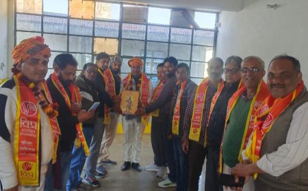 विप्र फाउंडेशन की गोविंदगढ़ इकाई ने दो भाजपा युवा नेताओं ओर एक शिक्षाविद का किया सम्मान