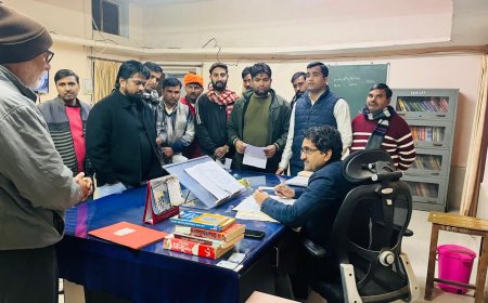 नगर पालिका क्षेत्र में सफाई को लेकर उपखंड अधिकारी को सौंपा ज्ञापन