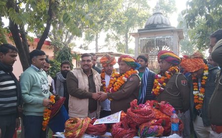 थानाधिकारी के स्थानांतरण पर क्षेत्रवासियों ने दी भावभीनी विदाई