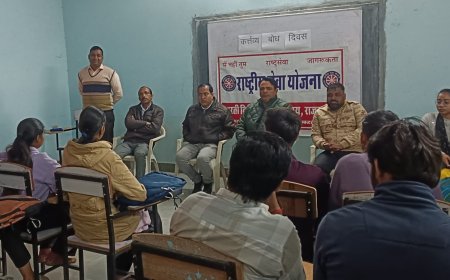 नवागंतुक पीआरओ वैष्णव से की मुलाकात: पत्रकारों ने दोनों जनसंपर्क अधिकारियों का किया सम्मान