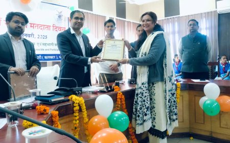 15 वां राष्ट्रीय मतदाता दिवस समारोह पूर्वक मनाया गया