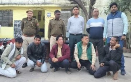 जुआ खेल रहे लोगों के खिलाफ बड़ी कार्रवाई :1.33 लाख रुपए की नकदी और 4 मोबाइल फोन बरामद