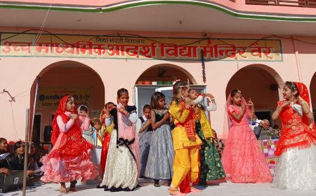 उच्च माध्यमिक आदर्श विद्या मन्दिर वैर मे बड़े हर्षोल्लास पूर्वक मनाया 76 वां गणतंत्र दिवस