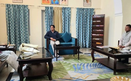 कैबिनेट मंत्री अविनाश गहलोत व प्रदेश महामंत्री गोपाल लाल माली ने विधानसभा अध्यक्ष देवनानी से मुलाकात कर कुशलक्षेम पूछी