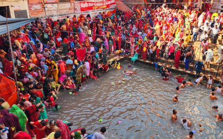 लोहार्गल के सूर्यकुंड में मौनी अमावस्या पर श्रद्धालुओं ने लगाई आस्था  की डुबकी, मंदिरों में किया दान पुण्य