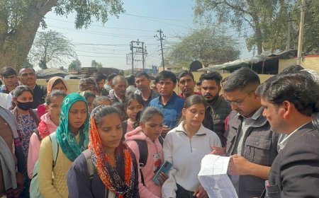 राजकीय महाविद्यालय में छात्राओं के साथ छेड़छाड़ एवं कम स्टाफ के कारण पढ़ाई चौपट होने को लेकर सर्व समाज ने छात्र एवं छात्राओं सहित डीएसपी एवं एसडीएम को सौंपा ज्ञापन