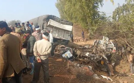 धौलपुर भरतपुर हाईवे पर एक टैंकर और 2 ट्रक आपस में भिड़े, एक ड्राइवर की मौत