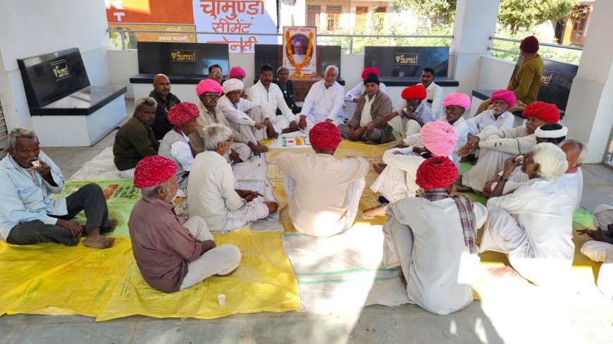 पूर्व प्रधानमंत्री डा. मनमोहन सिंह को कांग्रेस जन ने दी भावपूर्ण श्रद्धांजली