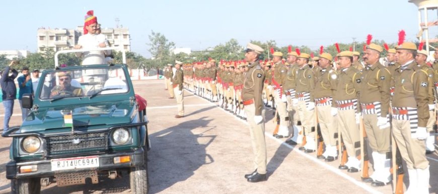 गणतंत्र दिवस का 76वां समारोह जिलेभर में हर्षोल्लास से मनाया  जिला स्तरीय समारोह में उप मुख्यमंत्री ने किया ध्वजारोहण