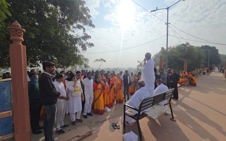 राजसमंद झील की पाल पर अनुशासन रैली एवं प्रेक्षा ध्यान, मुद्रा विज्ञान प्रयोग कराए