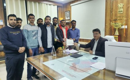 सेड़वा एसडीएम के खिलाफ कार्रवाई की मांग को लेकर अरिस्दा संगठन के चिकित्सकों ने कलेक्टर को सौंपा ज्ञापन