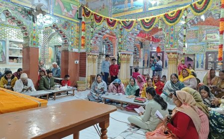 रामगढ़ जैन मंदिर में विद्या दीपोत्सव कार्यक्रम मनाया विद्यासागर जी के जीवन परिचय पर डाला प्रकाश