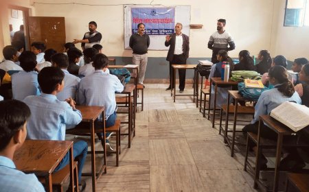 विद्यालय में विधिक सेवा प्राधिकरण शिविर आयोजित