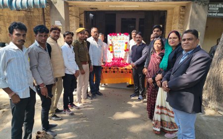 पुलवामा हमले के शहीदों को जहाजपुर न्यायालय परिसर में दी श्रद्धांजलि