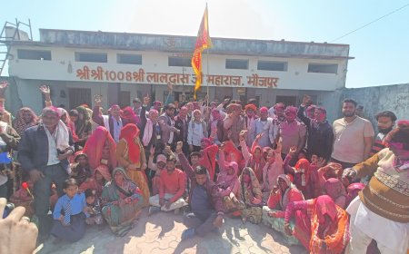 महाकुंभ से स्नान कर घर वापस लौटे श्रद्धालुओं का स्वागत