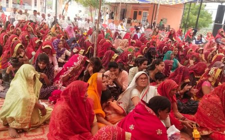 बूढ बालाजी धाम आश्रम पर संगीतमय श्री राम कथा के छठें दिन राम जानकी विवाह की सजाई जीवंत झांकी