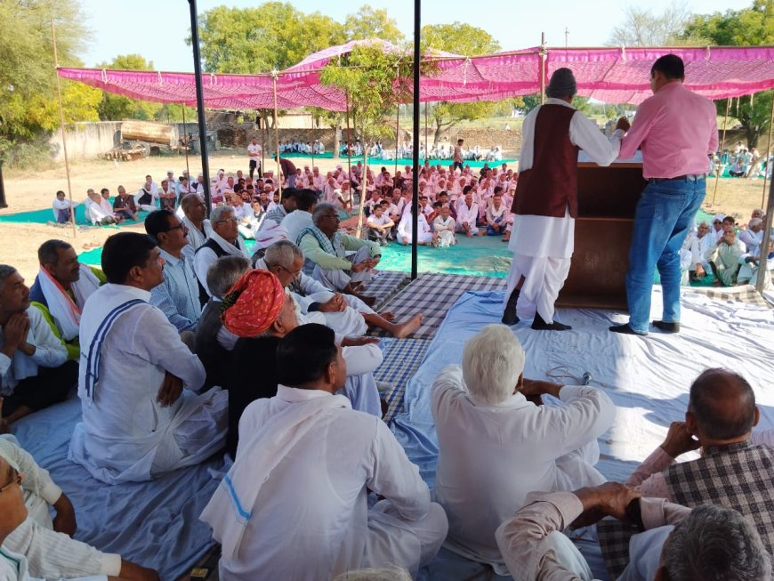 रैणी के रमणेशपुरम मीन भगवान मन्दिर पर मीणा समाज सुधार की महा पंचायत का हुआ आयोजन