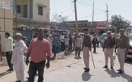 प्रशासन एवं नगरपालिका के अधिकारियों ने हटवाया अस्थाई अतिक्रमण