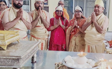 गायत्री नगर में भगवान चन्द्र प्रभु जी के मोक्ष कल्याणक पर चढ़ाया सामूहिक निर्वाण लाडू