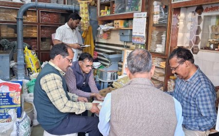 शुद्ध आहार मिलावट पर वार अभियान : अशुद्ध खाद्य सामग्री कराई नष्ट, खाद्य पदार्थो के नमूने एकत्रित कर भेजे खाद्य प्रयोगशाला