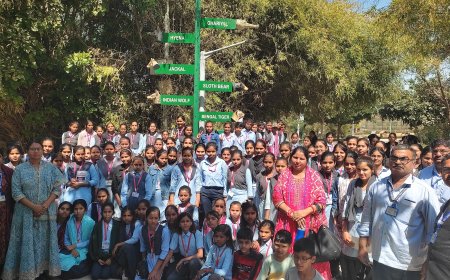 पीएम श्री विद्यालय के विधार्थियों में  पर्यावरण के प्रति समझ विकसित करने के उद्देश्य से ग्रीन स्कूल के अन्तर्गत फील्ड विजिट पर शैक्षणिक भ्रमण