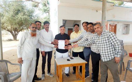 मकराना प्राइवेट स्कूल्स सोसायटी ने आरटीई भुगतान को लेकर पूर्व विधायक को सौंपा मुख्यमंत्री के नाम का ज्ञापन