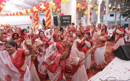 सेन युवा एकता मंच के युवाओं ने मनाया फाग उत्सव