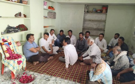 बांरा अटरु के पूर्व विधायक पानाचंद मेघवाल की माताजी के  निधन पर पहुंच शौक संवेदना व्यक्त की