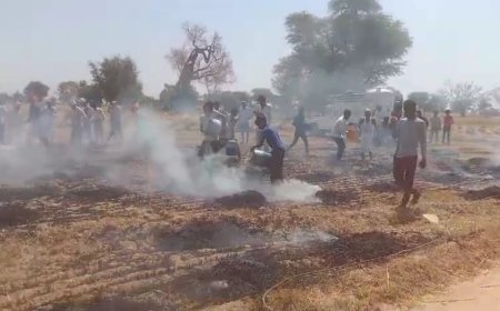 गोविंदगढ़ में 11000 केवी लाइन गिरने से किसानों की फसल जलीः  मुंडपुरी में दो किसानों की 15 बिस्वा गेहूं की कटी फसल में लगी आग