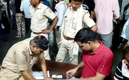 कैला देवी के लिए पदयात्रा कर रहे दो श्रद्धालुओं की सड़क हादसे में मौत