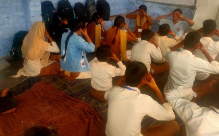 आयुष्मान आरोग्य मंदिर योग प्रशिक्षिका ने बिच गांवा में कराया योगाभ्यास