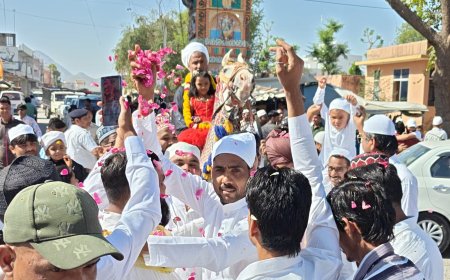 उदयपुरवाटी के ईदगाह में मुसलमान भाइयों ने की ईद की नमाज अदा,   देश व प्रदेश की खुशहाली के लिए की कामना