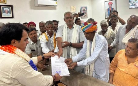 विधायक राजेंद्र मीणा ने जनता दरबार कार्यालय खोहरा,धौलाकुआं पर की जनसुनवाई अधिकारियों को दिए आवश्यक दिशा निर्देश