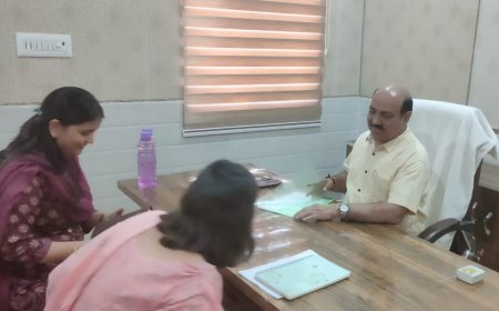 उपखंड कार्यालय व नगर पालिका कोटकासिम का कलेक्टर ने किया औचक निरीक्षण, दिए आवश्यक निर्देश