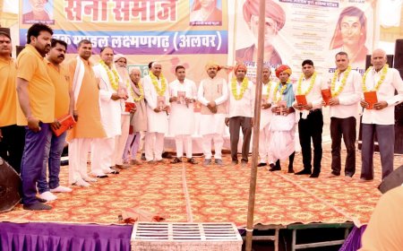 सैनी समाज द्वारा कलश यात्रा झांकी एवं प्रतिभा सम्मान समारोह का हुआ आयोजन