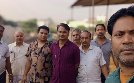 श्री श्याम शाखा सेवा समिति महुवा द्वारा गौ माताओ को खिलाया हरा चारा, हरी सब्जी