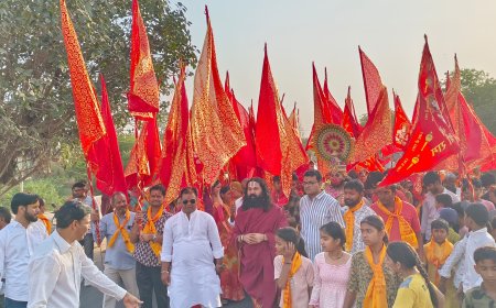 चिराना में जयकारों के साथ गढ़ बालाजी को निशान अर्पित 3 दिवसीय 21वें हनुमान जन्मोत्सव शुरु