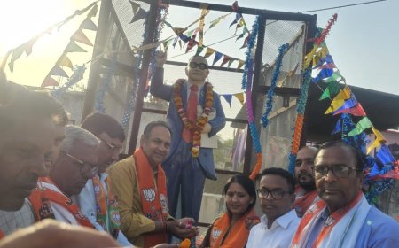 भीमराव अंबेडकर जयंती की पूर्व संध्या पर दीपदान स्वच्छता कार्यक्रम हुआ आयोजित