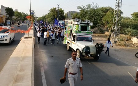 अंबेडकर जयंती पर निकाली रैली, जय भीम के नारों से गुंजा तखतगढ़ जगह - जगह हुईं पुष्पवर्षा