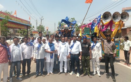 गढीसवाईराम कस्बे मे अम्बेडकर जयंती पर निकाली बैण्ड़ बाजे से शोभायात्रा