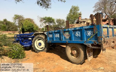 अवैध खनन का परिवहन करते हुए एक टैक्टर ट्राली को किया जप्त